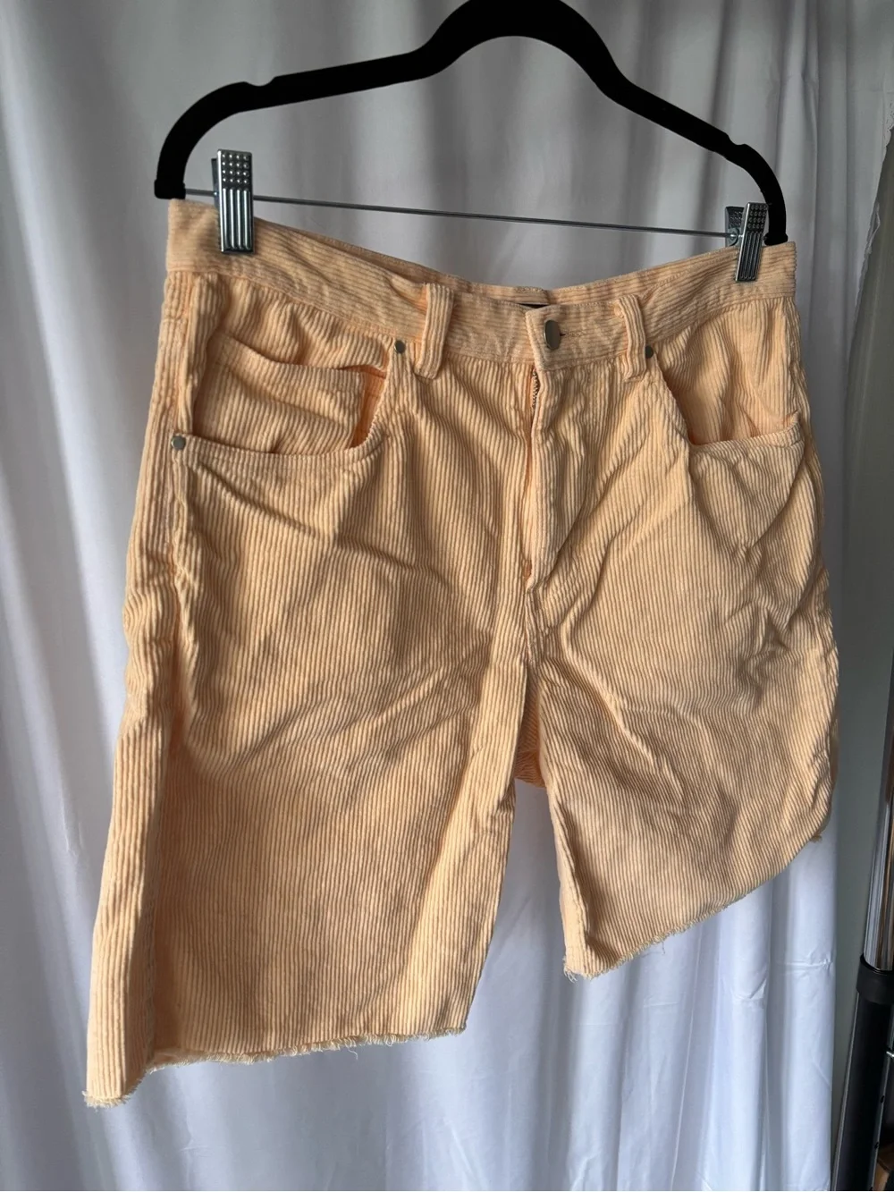 Urban Outfitters men flat